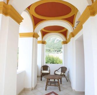 Giungano Apartment | Apartment LandHausFelicia - Tulipano by Interhome