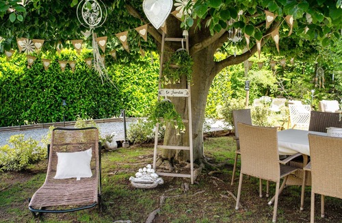 Bee Apartment | Apartment 'Ma Sofie' with Shared Garden and Wi-Fi