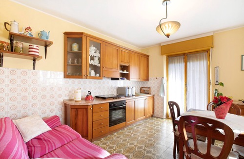Saint Maurice Apartment | Apartment 'Maison Blanchet' with Mountain View and Balcony