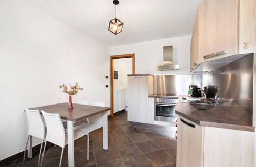 La Cretaz-Roisan Apartment | Apartment 'Mini House' with Mountain View, Private Terrace and Private Garden