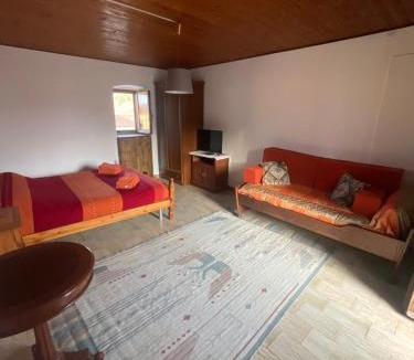 Madonna del Pilone Apartment | Apartment near the Po