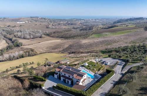 Citta Sant'Angelo Apartment | Apartment Nido delle Rondini by Interhome