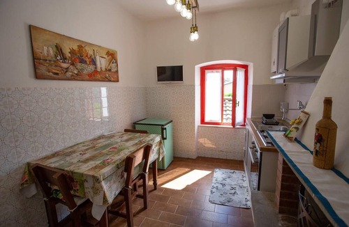 Chiassa Superiore Apartment | Apartment not far from the center of Arezzo, suitable for both couples and families
