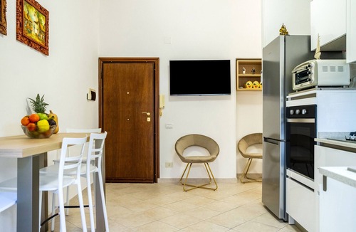 Porto Santo Stefano Apartment | Apartment 'Onda D'Argento' with Private Terrace and Air Conditioning