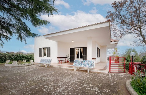 Impalata Apartment | Apartment 'Oasi Villa Anthea' with Shared Pool, Wi-Fi and Air Conditioning