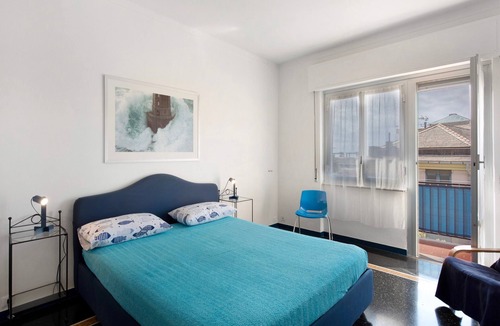 Pra' Apartment | Apartment 'Palmaro' with Balcony and Air Conditioning