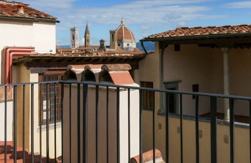 Santa Croce Villa | Apartment Petrarca - Four Bedroom Villa, Sleeps 10
