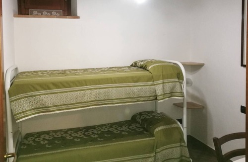 Fratta Apartment | Apartment Rosa with 2 bedrooms and outdoor shared pool