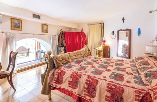 Trastevere Apartment | Apartment 'Roma Magica' with Private Pool, Wi-Fi and Air Conditioning
