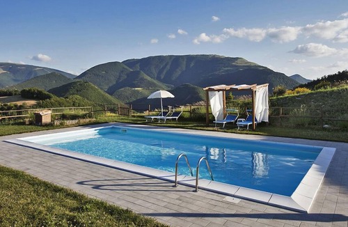 Cagli Apartment | Apartment Rosa 2 - One Bedroom Apartment, Sleeps 2