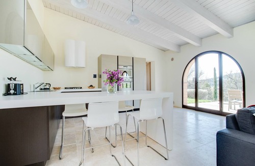Trequanda Ski Chalet | Apartment Rosmarino- Cignella Resort Tuscany