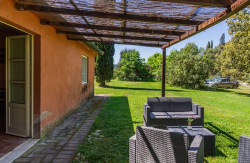 Gavorrano Apartment | Apartment 'Scuole Piccole' with Garden