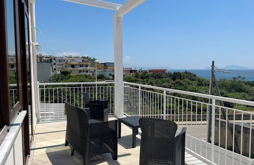 Monte di Procida Apartment | Apartment sleeps 6, sea, panoramic, free private parking