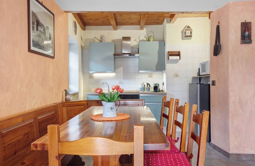 Fenis Apartment | Apartment 'Tillier' with Mountain View and Wi-Fi