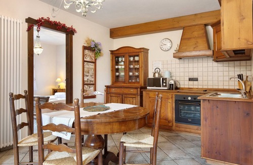 Pila Apartment | Apartment 'Trilocale 7' with Mountain View, Shared Terrace and Wi-Fi