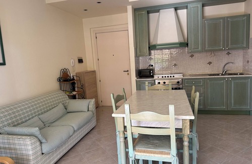 Civitanova Marche Apartment | Apartment with terrace a stone's throw from the sea