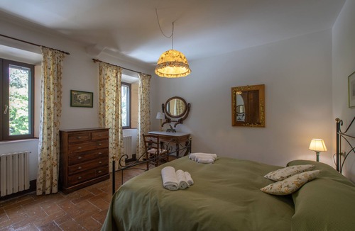 Grotte di Castro Apartment | Apartment with access to swimming pool and tennis court