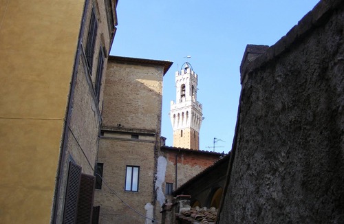 Siena Historical Center Apartment | APARTMENT WITH GARDEN 6 PACS