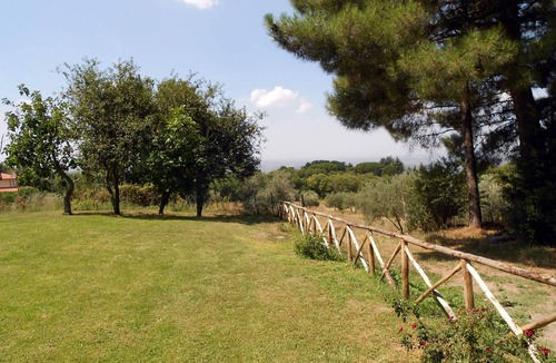Viterbo House | Apartment with pool in Viterbo