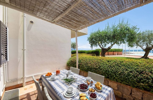 Villammare Apartment | Apartment with terrace. Shared pool. 150 metres from beach