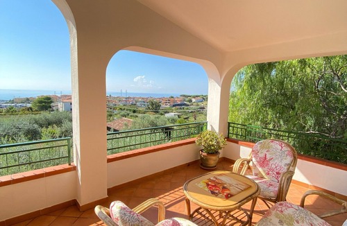 Scalea Apartment | Apartments on a spacious estate with dream views (M)