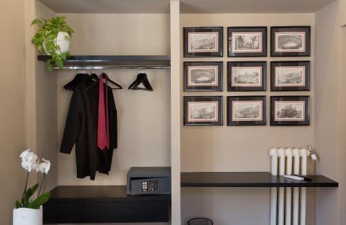 Rione IV Campo Marzio Apartment | App Condotti Luxury Apartment In Rome