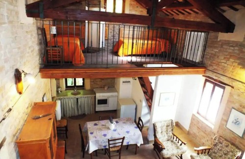 Monte San Vito House | APP. in the MARCHIGIAN COUNTRY, Multifamily