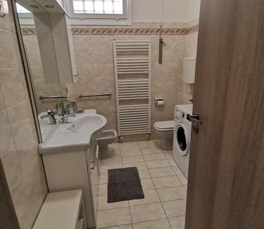 Castel San Pietro Terme Apartment | Appartamento IL PRESTIGIO