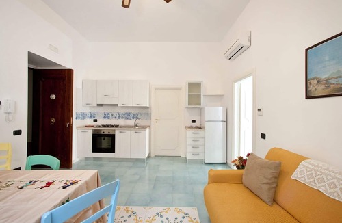 Vietri sul Mare Apartment | Appartamento a Vietri sul mare ID 3052