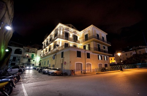 Vietri sul Mare Apartment | Appartamento a Vietri sul mare ID 3056