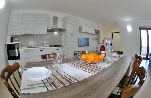 Rodi Garganico Apartment | Appartamento azzurro