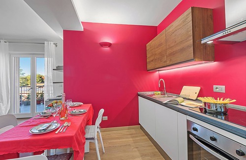 Madonna del Pilone Apartment | Appartamento Ciclamino, Torino, Italy