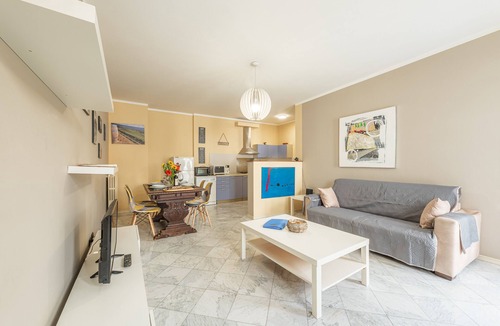 Langhe and Roero Apartment | Appartamento diVino ,in the heart of Alba