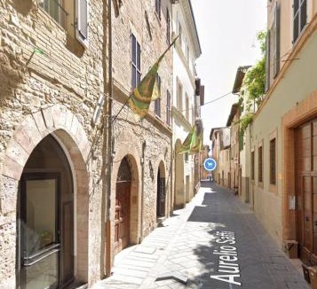 Foligno Apartment | Appartamento Foligno centro