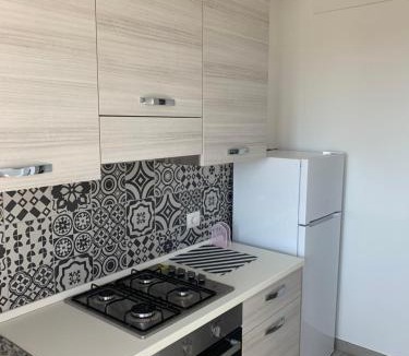 Porto Recanati Apartment | Appartamento fronte mare con giardino