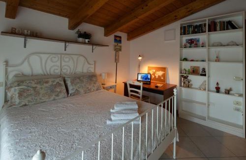 Santa Veneranda Apartment | Appartamento Il Glicine a Pesaro