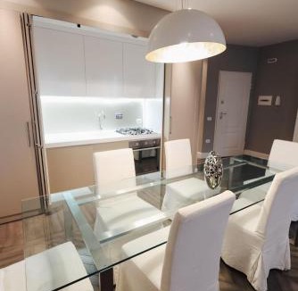 Guzman Apartment | Appartamento in Piazza a Bevagna