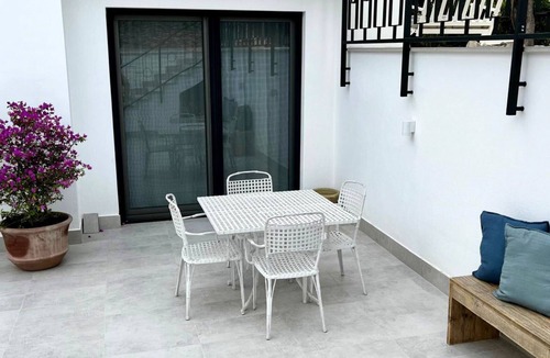 Santo Spirito Villa | Appartamento in villa, 2 camere da letto e cucina