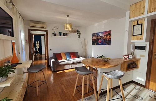 Rho Apartment | Appartamento incantevole in piccola corte a Rho