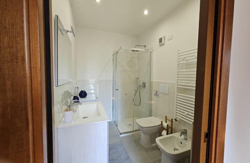 Rho Apartment | Appartamento incantevole in piccola corte a Rho