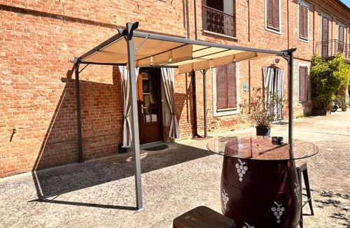 Calosso Apartment | Appartamento indipendente con sauna infrarossi in cascina