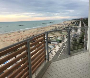 Roseto degli Abruzzi Apartment | Appartamento mozzafiato fronte mare