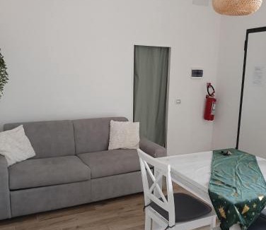 Cisterna di Latina Apartment | APPARTAMENTO JLENIA