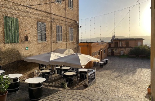 Jesi Apartment | Appartamento - La Botte Piccola