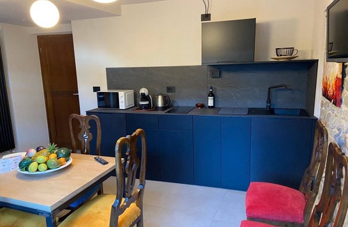 Dogliani Apartment | Appartamento Monet - One Bedroom Apartment, Sleeps 2