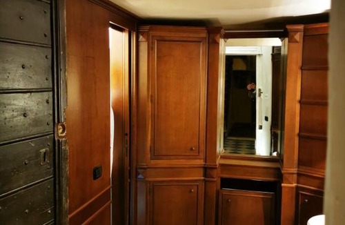 Rione IV Campo Marzio Apartment | Appartamento Piazza di Spagna