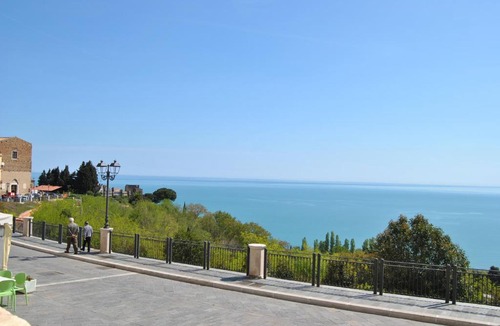 Vasto Apartment | Appartamento San Pietro