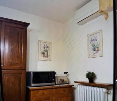 Cerbara Apartment | appartamento yuliet