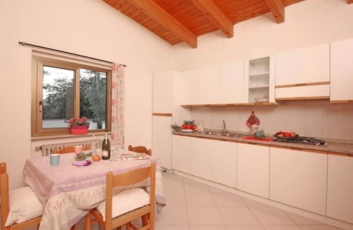 Villaggio Sanghen Apartment | Appartement in Villaggio Sanghen mit Garten, Terrasse und gemeinsamem Pool by Interhome