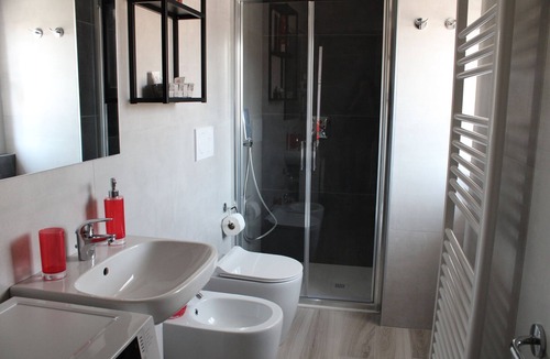 Somma Lombardo Apartment | appartment near Malpensa Airport, double bed and double sofa, bathroom, kitchen